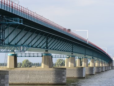 Haringvlietbrug_klein
