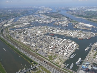 Rotterdam Botlek aerial 2_klein